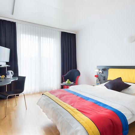 Hotel Allegra Lodge Клотен Екстер'єр фото